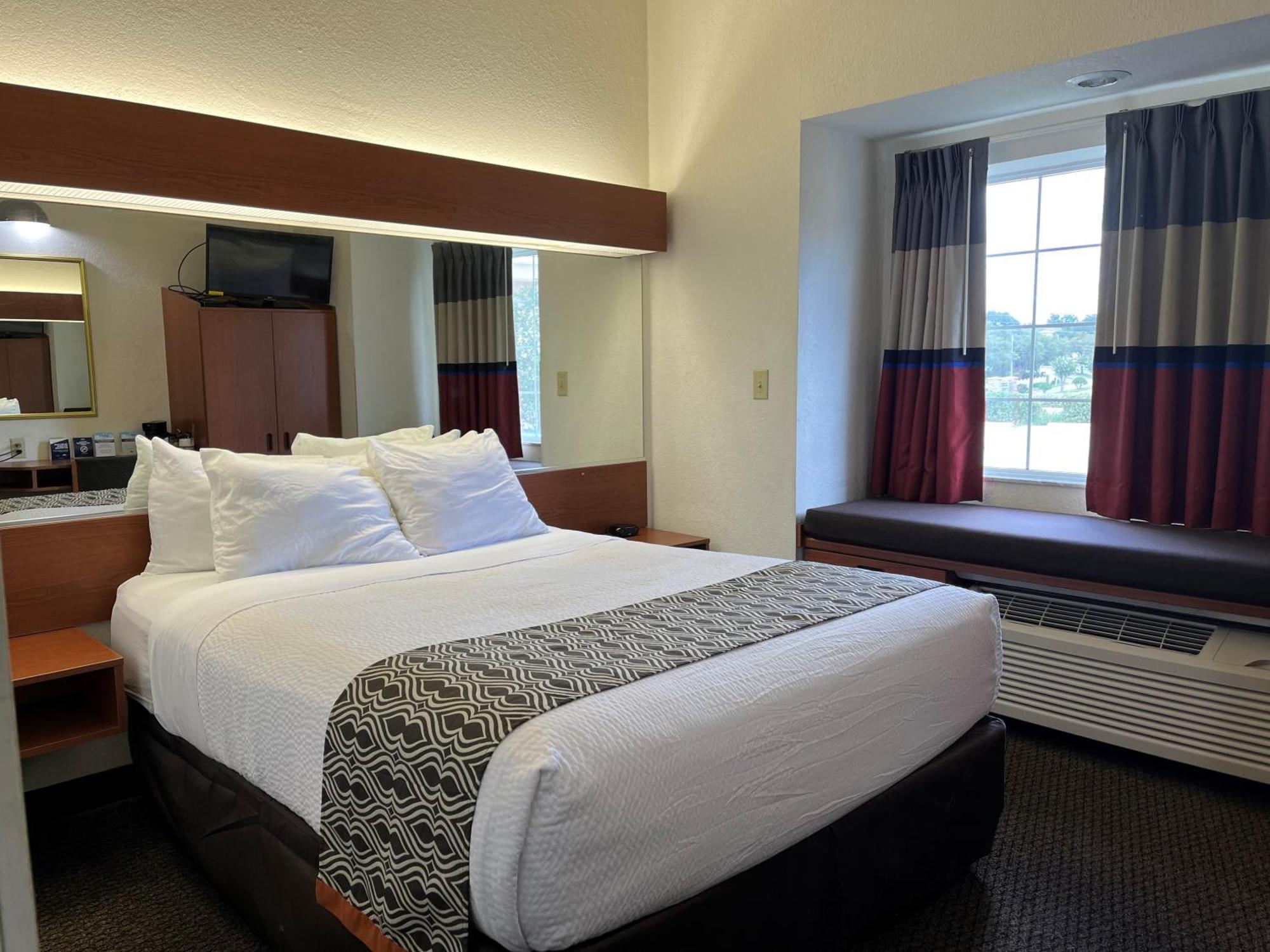 Microtel Inn And Suites By Wyndham - Lady Lake/ The Villages Εξωτερικό φωτογραφία