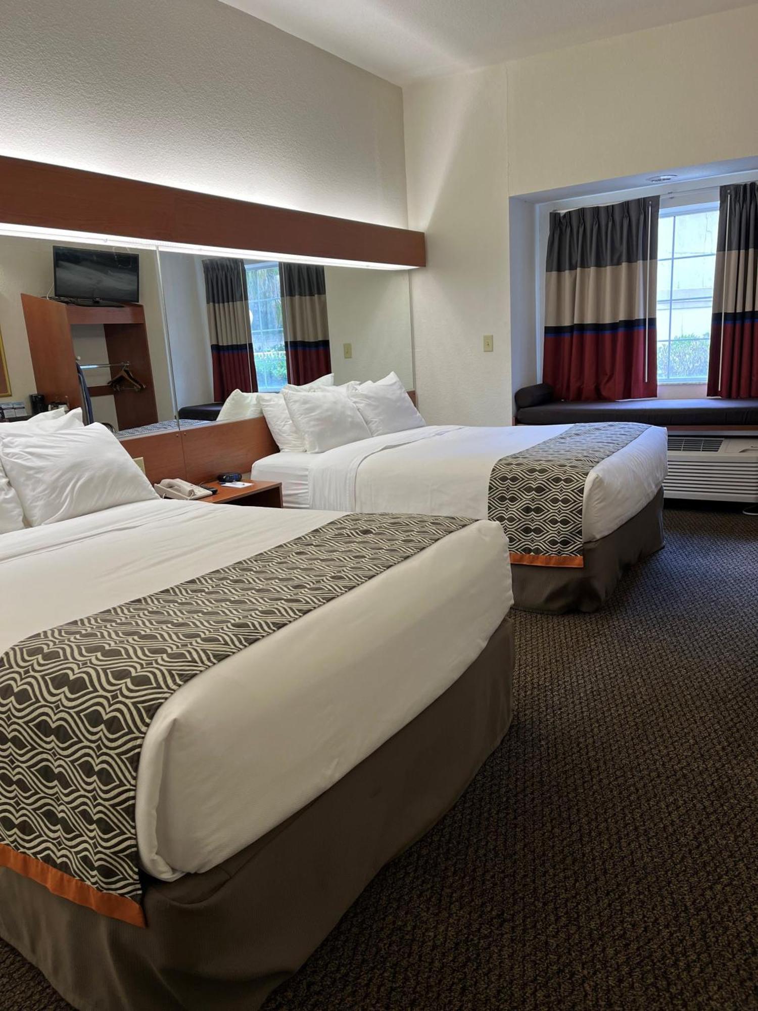 Microtel Inn And Suites By Wyndham - Lady Lake/ The Villages Εξωτερικό φωτογραφία