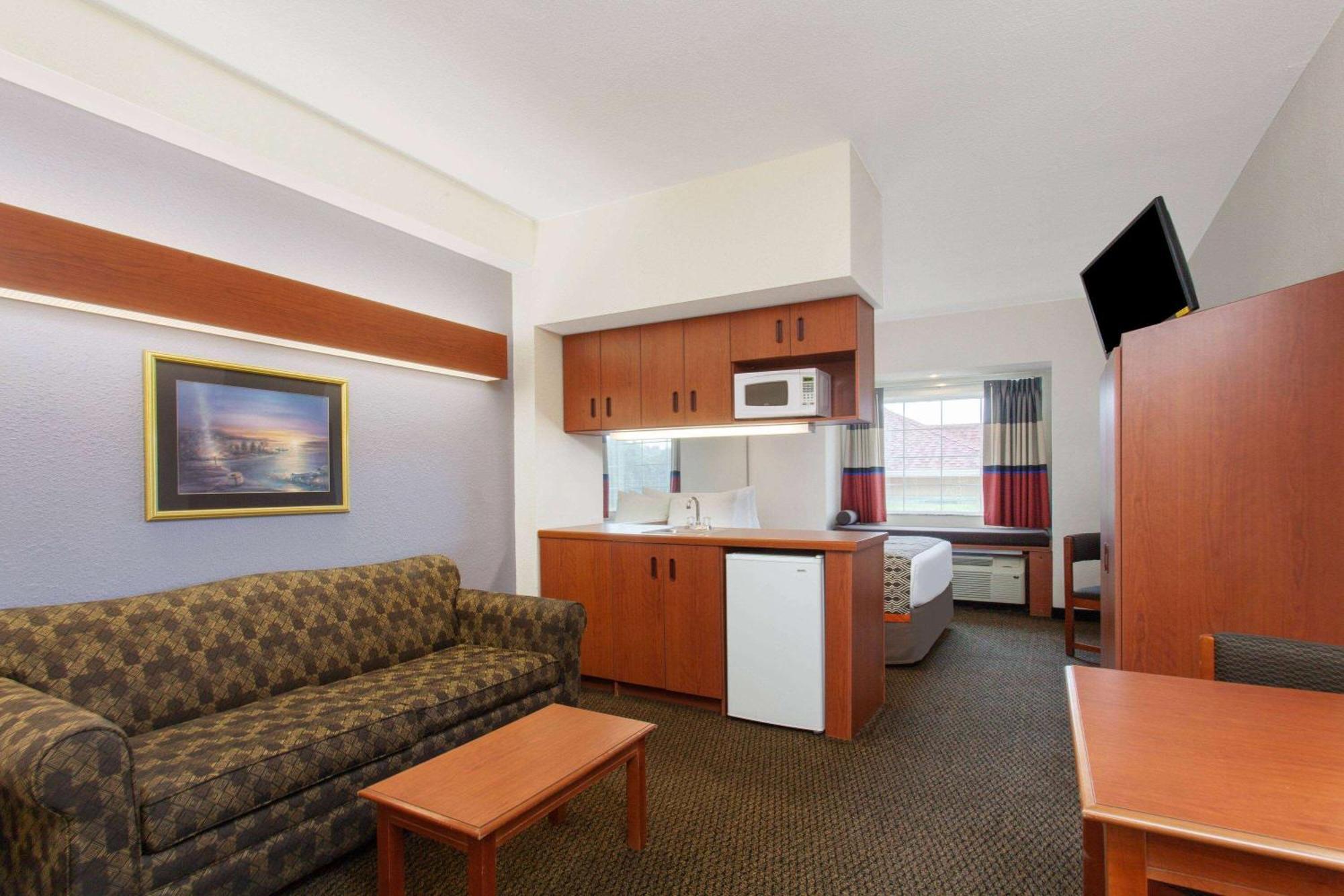 Microtel Inn And Suites By Wyndham - Lady Lake/ The Villages Εξωτερικό φωτογραφία