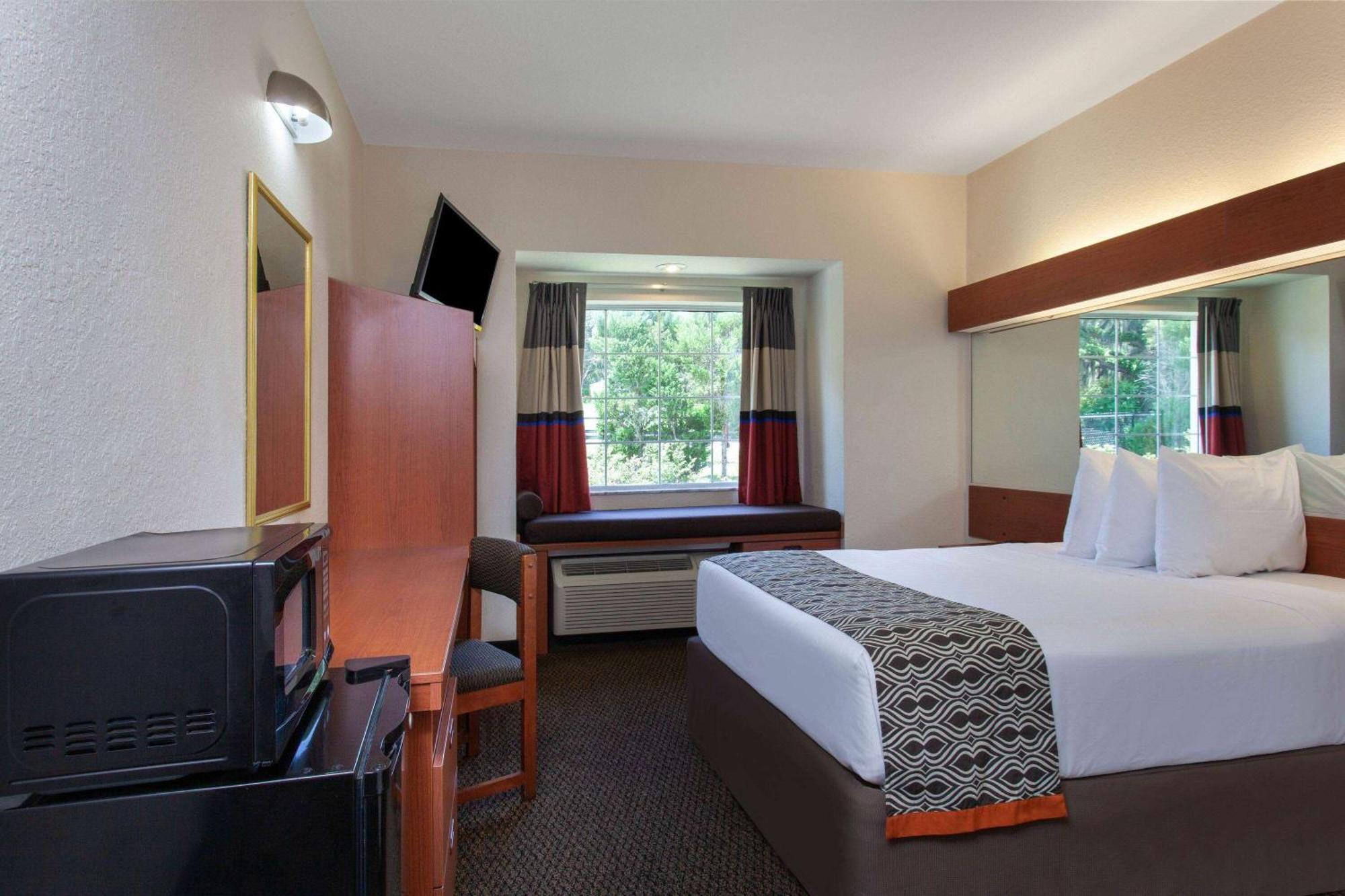 Microtel Inn And Suites By Wyndham - Lady Lake/ The Villages Εξωτερικό φωτογραφία